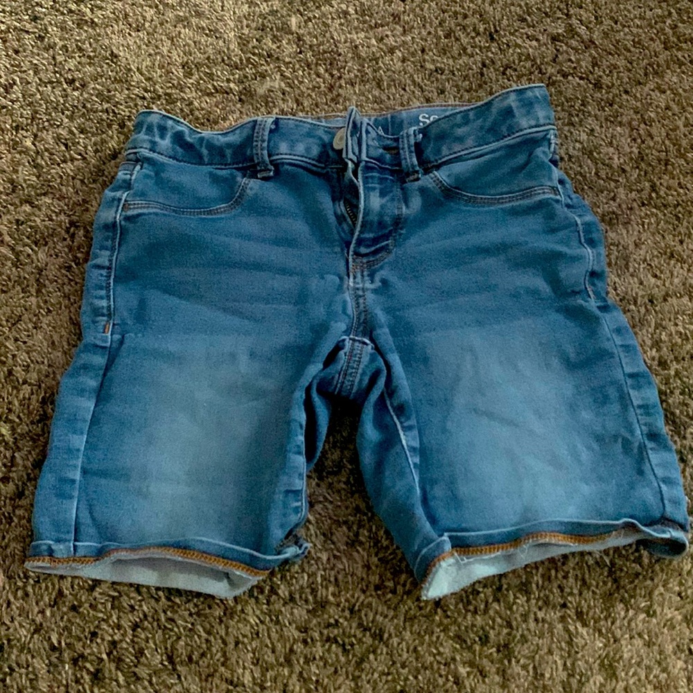 SO Ultimate Bermuda Blue Jean Shorts! Kids size 14. Good condition!